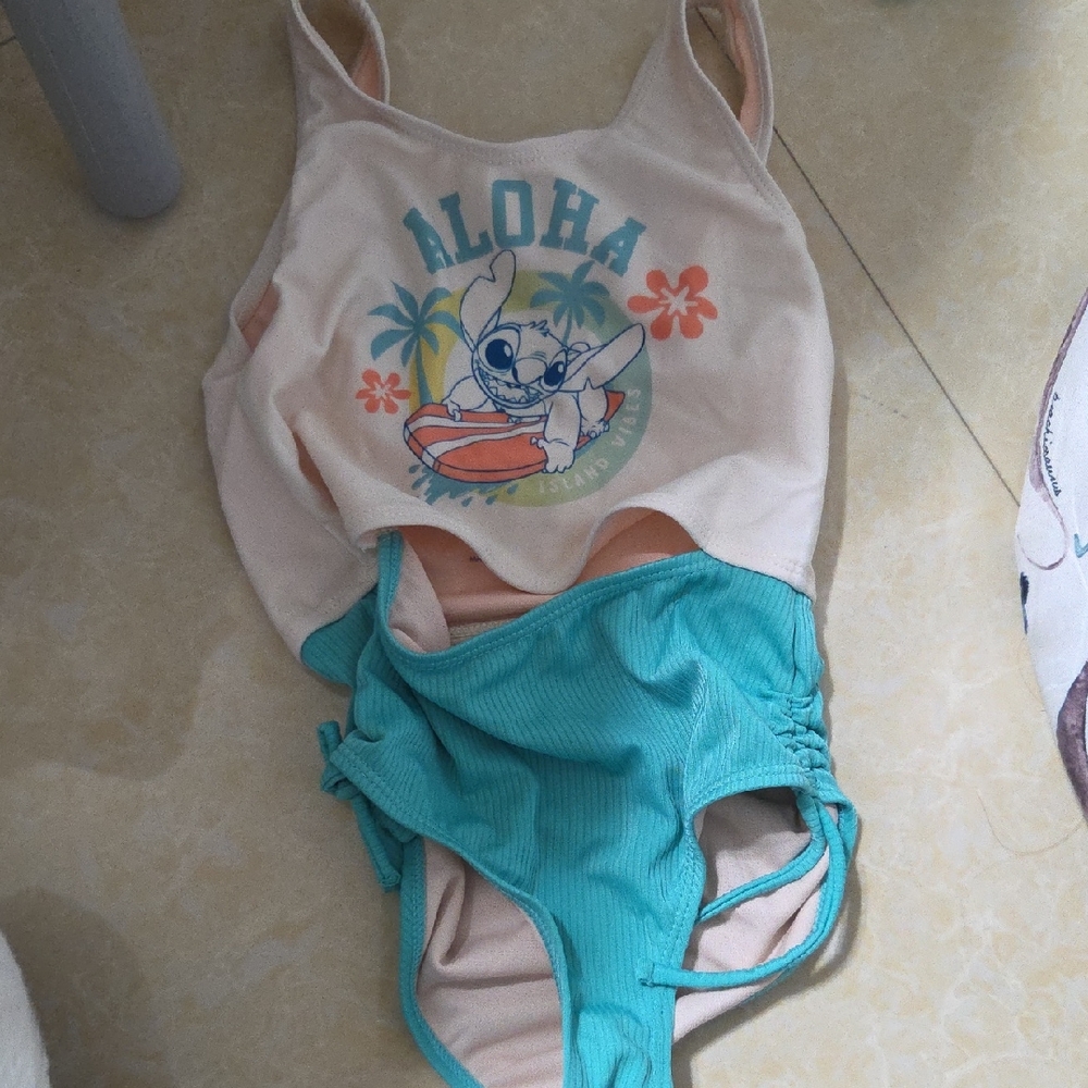 STITCH Aloha Character Swimsuit